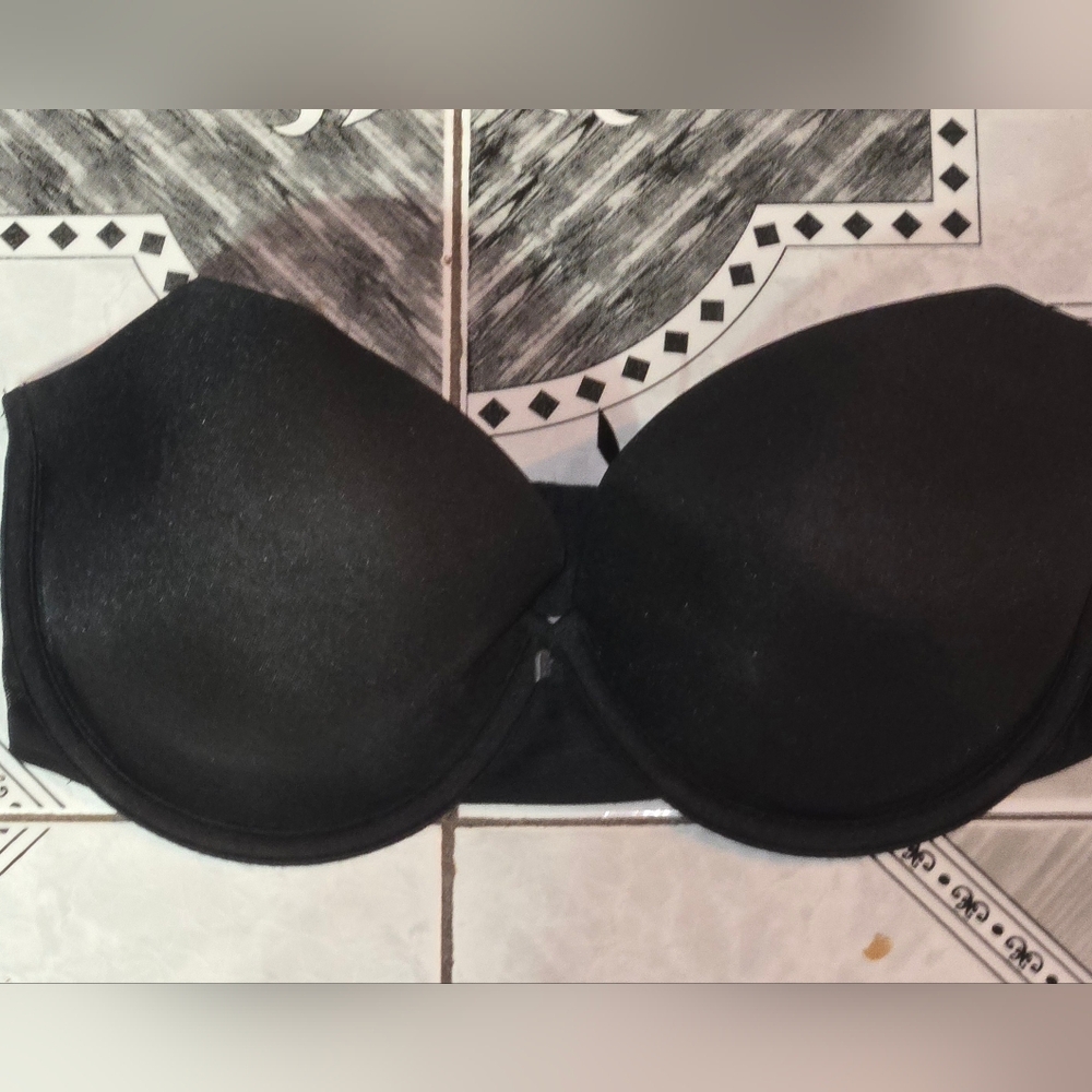 Blackheart Strapless Convertible Bra 34DD NEW